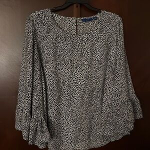 Beautiful Apt 9 womens blouse